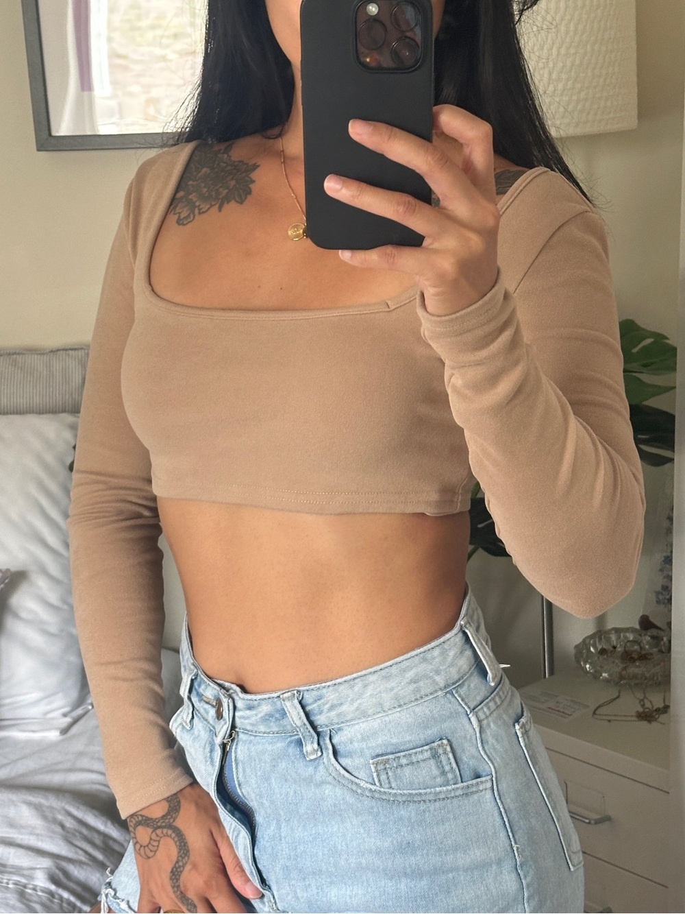 Women's Square Neck Long Sleeve Crop Top - Beige